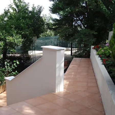 Maria Papada's Traditional Willa